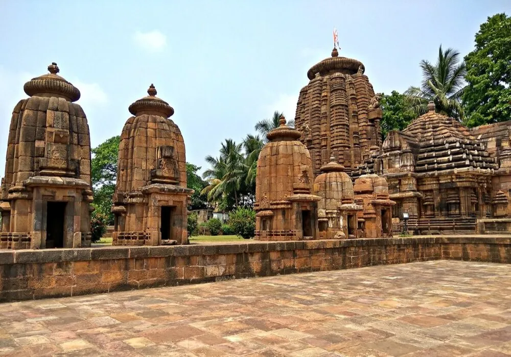 “8 Days / 7 Nights of Odisha Magic: Puri, Konark, Chilika & Bhitarkanika”