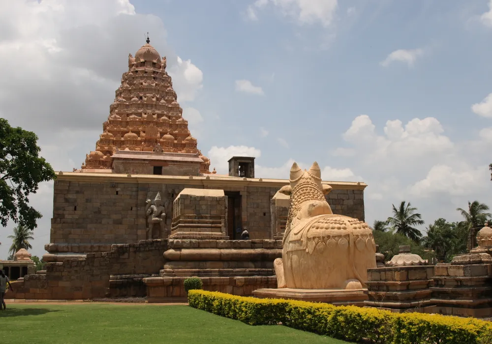Sacred South: Tamil Nadu Heritage Circuit for 8 Nights 9 Days