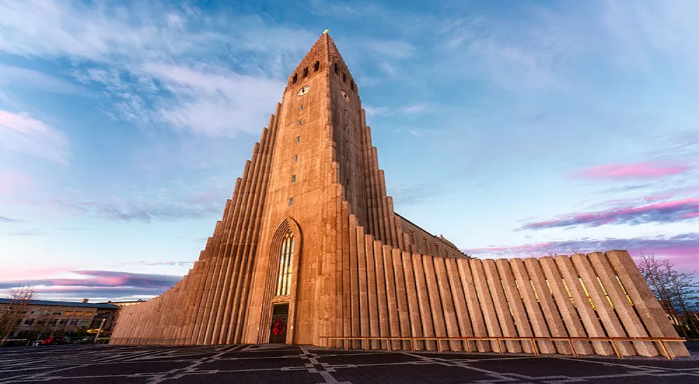 Iceland Holiday Package (06 Nights &amp; 07 Days)